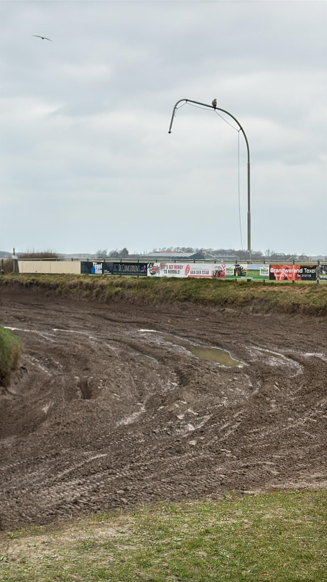 Motorcrossbaan zaterdag dicht, zondag open